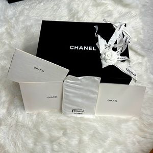 X LARGE Chanel Magnetic Handbag Gift Box